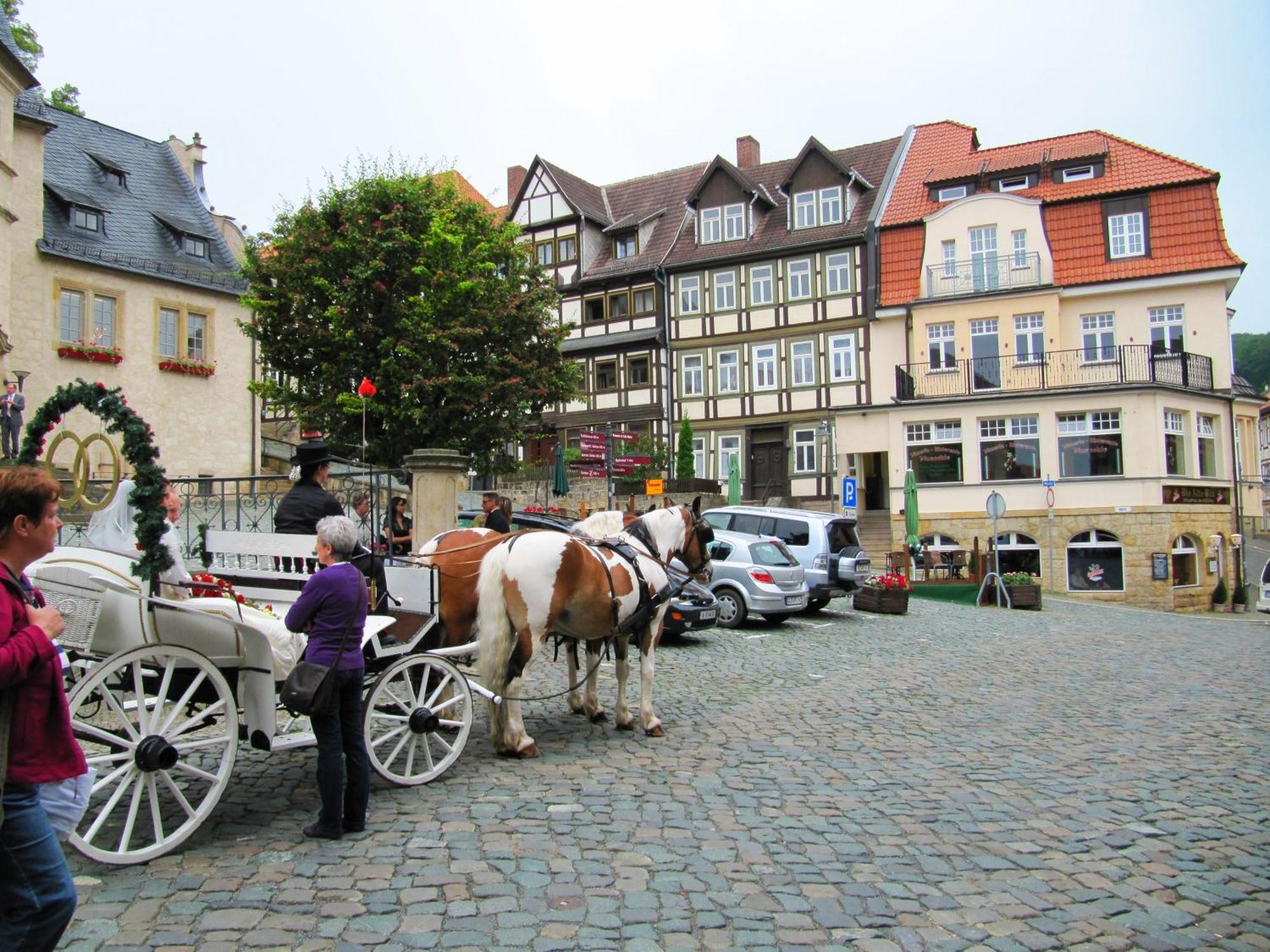 Grosse Wohnung Mit Terrasse Im Altstadtzentrum - Ferienwohnung Chiplakoff Blankenburg  Exterior photo